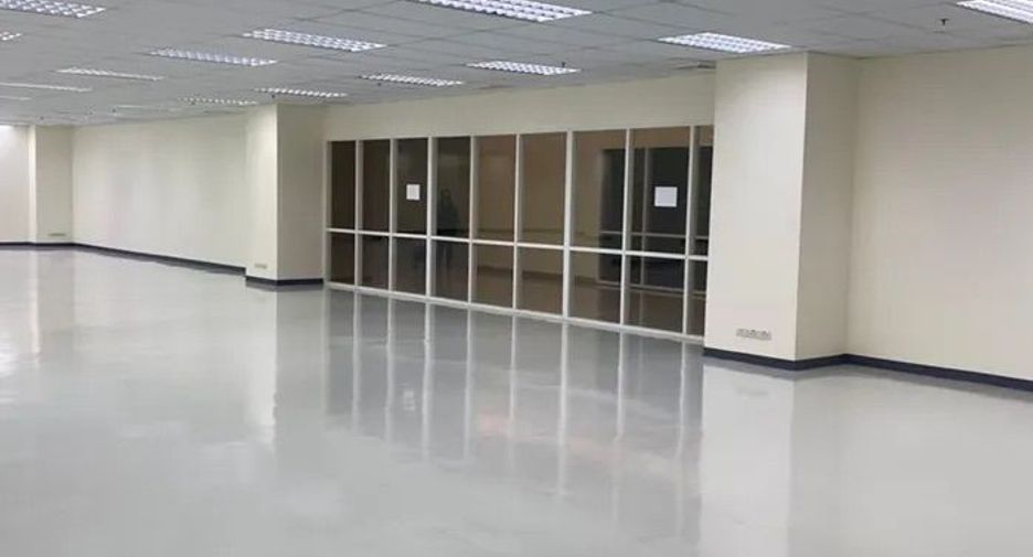 Büro zur Miete in Bang Na, Bangkok