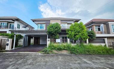 For sale 4 bedrooms house in Si Racha, Chonburi