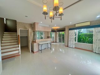 Продажа 3 спальни дом в Pak Kret, Нонтабури