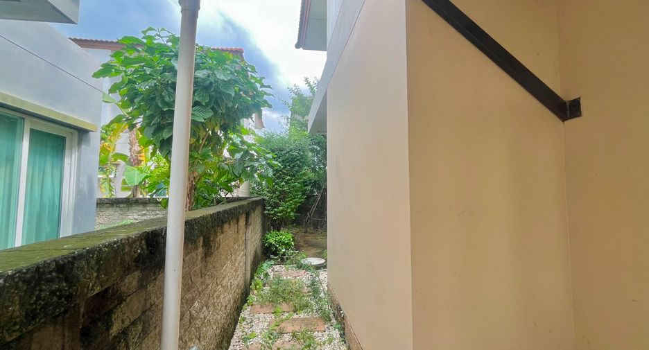 For sale 3 bedrooms house in Pak Kret, Nonthaburi
