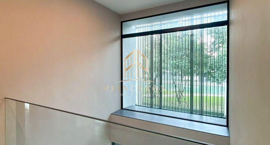Haus zur Miete mit 5 Zimmer in Saphan Sung, Bangkok