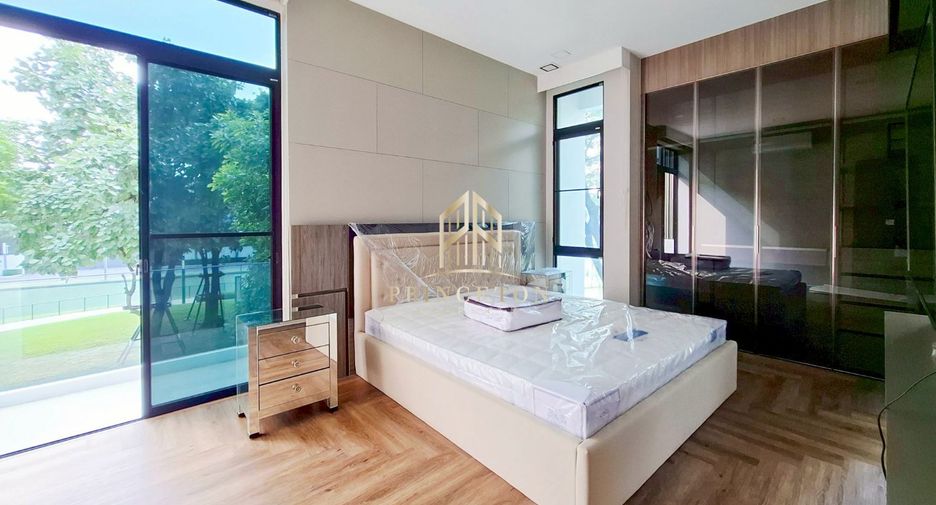 Haus zur Miete mit 5 Zimmer in Saphan Sung, Bangkok