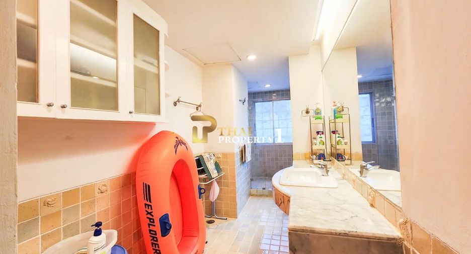 For sale 2 bedrooms condo in Hua Hin, Prachuap Khiri Khan