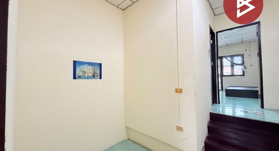 For sale studio townhouse in Lat Lum Kaeo, Pathum Thani