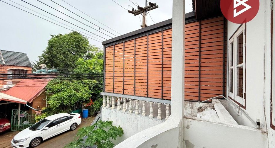For sale studio townhouse in Lat Lum Kaeo, Pathum Thani