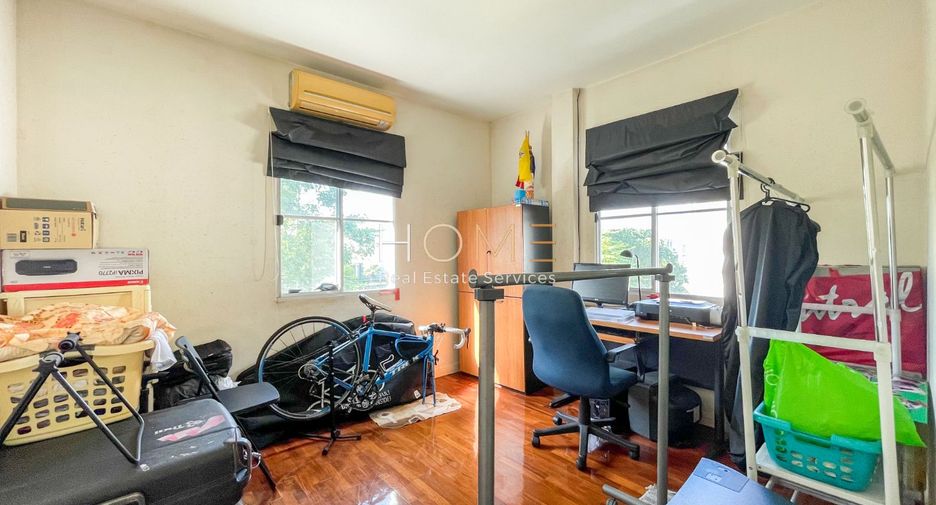 Casa en venta de 3 habitaciones en Prawet, Bangkok