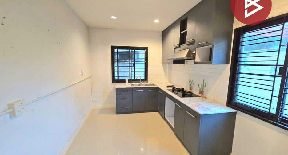 For sale studio house in Mueang Nakhon Pathom, Nakhon Pathom