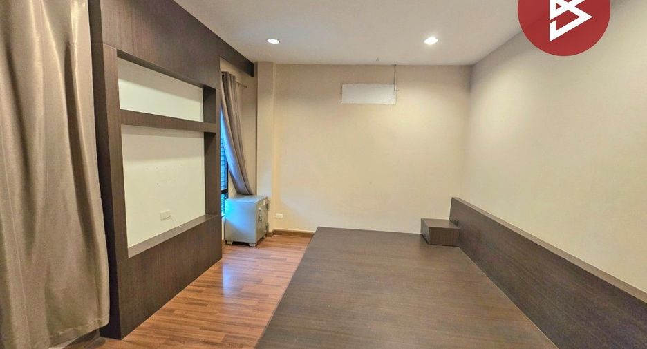 For sale studio house in Mueang Nakhon Pathom, Nakhon Pathom
