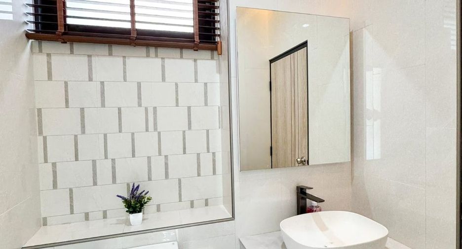 À vendre 3 chambres villa à Bang Lamung, Chonburi