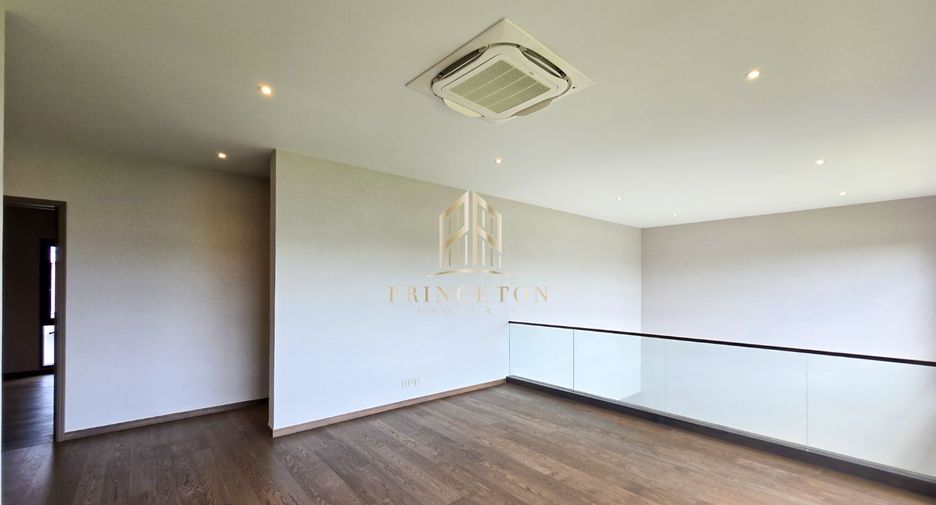 For sale 4 bedrooms house in Bang Phli, Samut Prakan