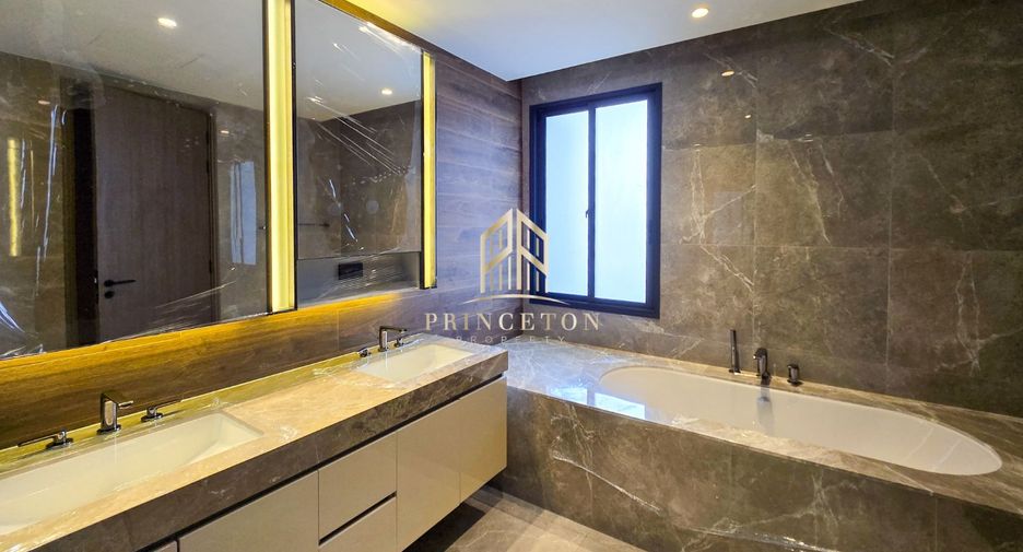 For sale 4 bedrooms house in Bang Phli, Samut Prakan