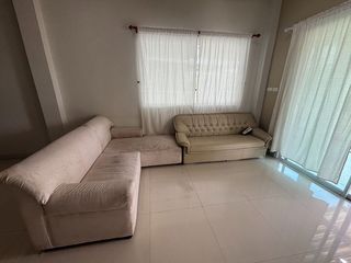 Casa en alquiler de 3 habitaciones en Mueang Rayong, Rayong