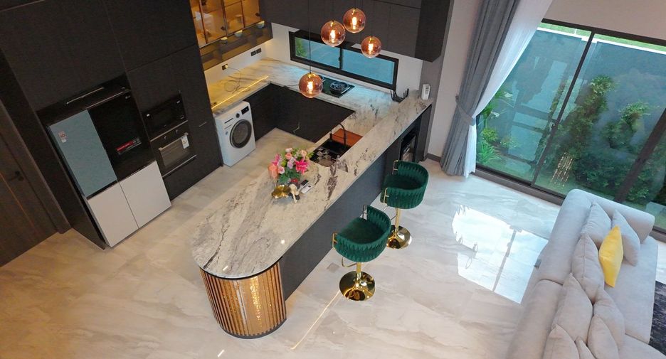 À vendre 3 chambres villa à Bang Lamung, Chonburi