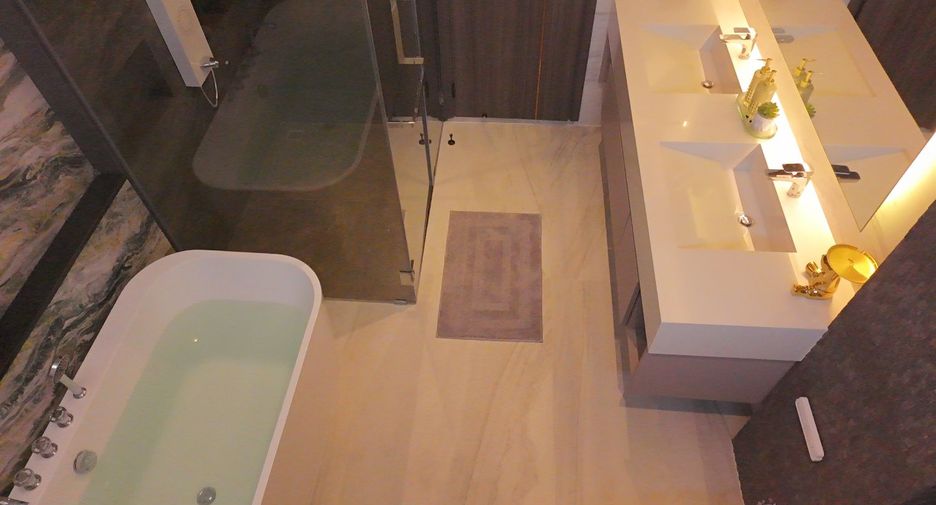 À vendre 3 chambres villa à Bang Lamung, Chonburi