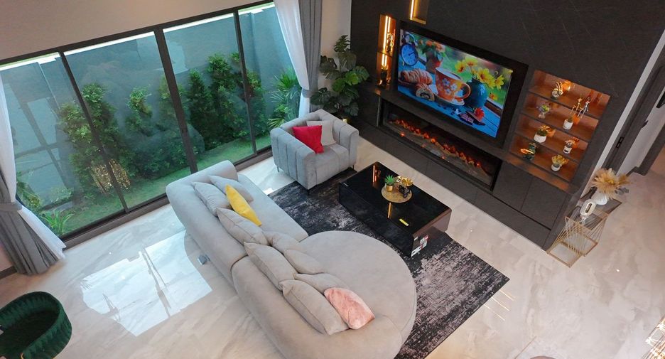 À vendre 3 chambres villa à Bang Lamung, Chonburi