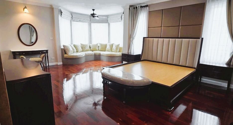 À vendre 4 chambres maison à Bang Na, Bangkok