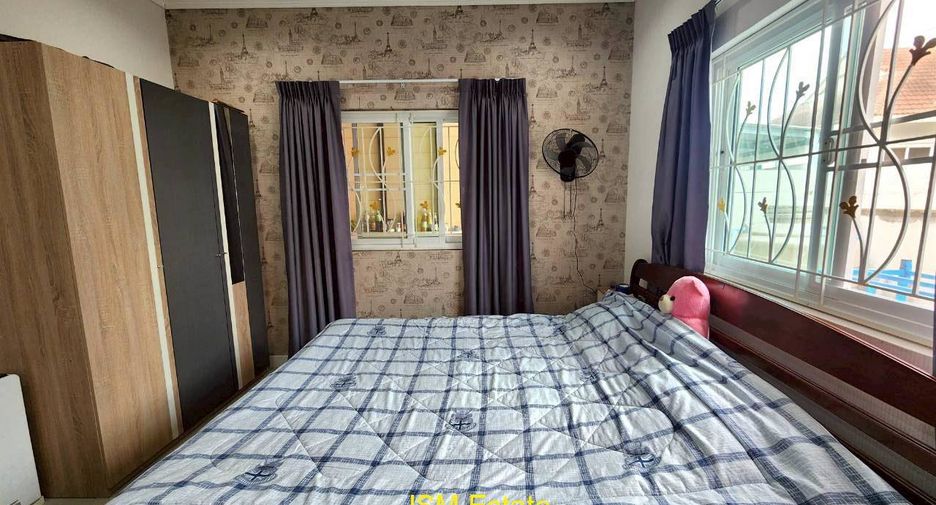 For sale 3 bedrooms house in Hua Hin, Prachuap Khiri Khan