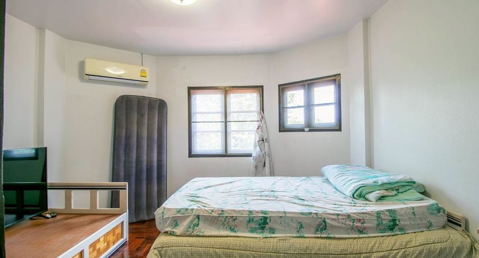 Reihenhaus zum Kauf mit 4 Zimmer in Klaeng, Rayong
