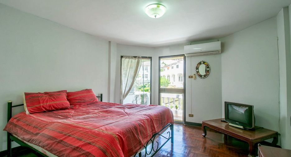 Reihenhaus zum Kauf mit 4 Zimmer in Klaeng, Rayong