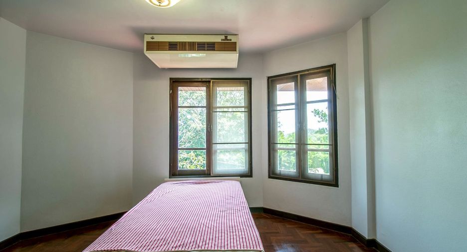 Reihenhaus zum Kauf mit 4 Zimmer in Klaeng, Rayong