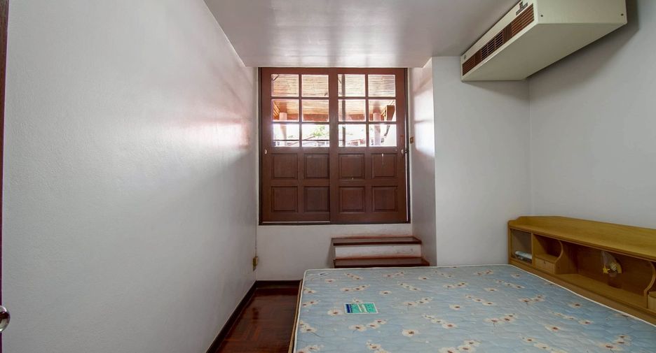 Reihenhaus zum Kauf mit 4 Zimmer in Klaeng, Rayong