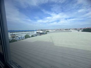 For sale 10 bedrooms retail Space in Lat Krabang, Bangkok