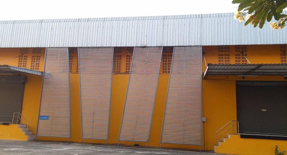 For sale 10 bedrooms warehouse in Sam Phran, Nakhon Pathom