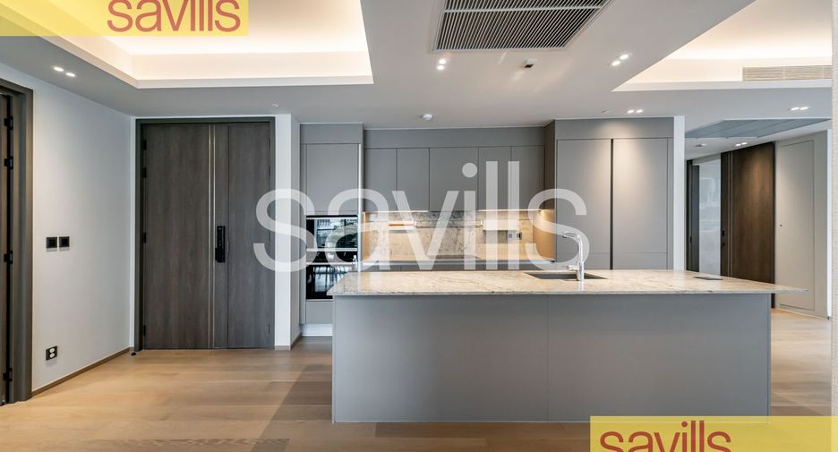 For rent 3 bedrooms condo in Pathum Wan, Bangkok