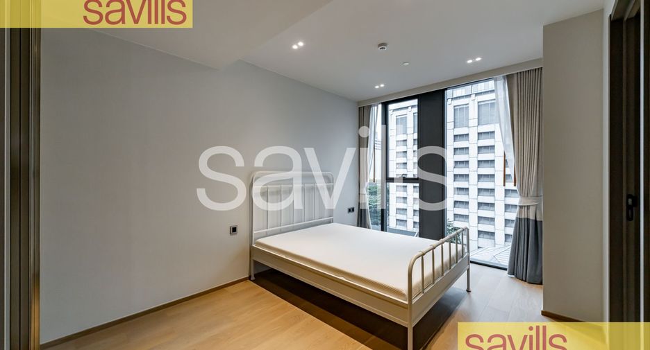 For rent 3 bedrooms condo in Pathum Wan, Bangkok