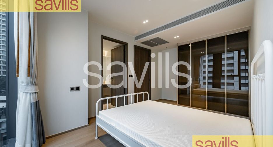 For rent 3 bedrooms condo in Pathum Wan, Bangkok