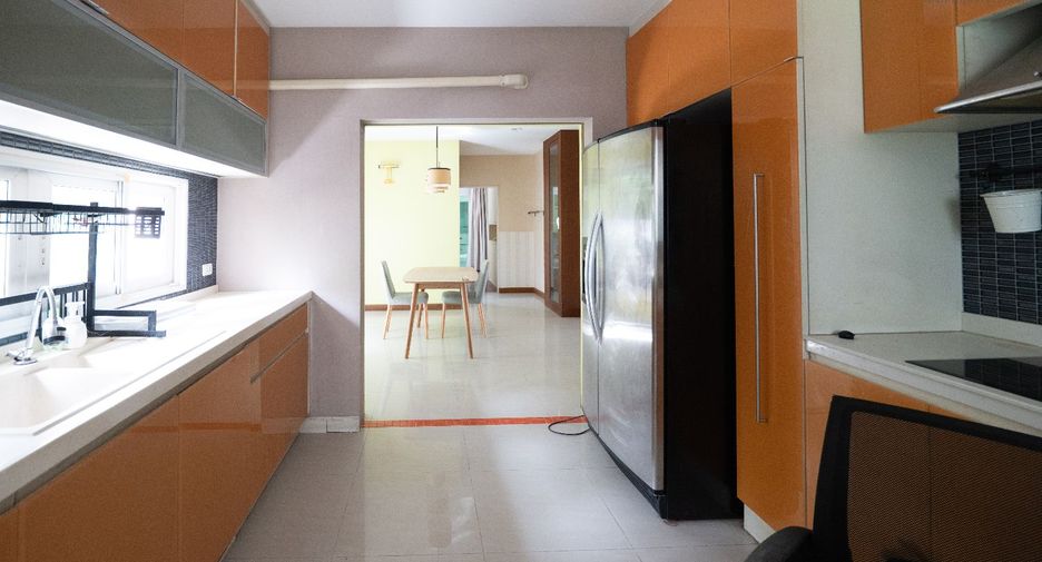 For sale 4 bedrooms house in Bang Bua Thong, Nonthaburi