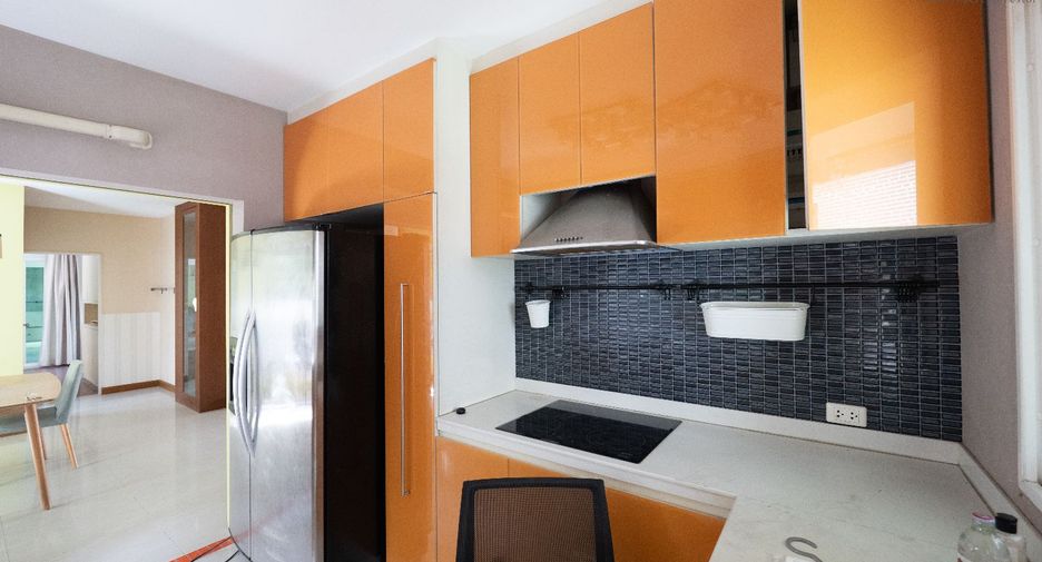 For sale 4 bedrooms house in Bang Bua Thong, Nonthaburi