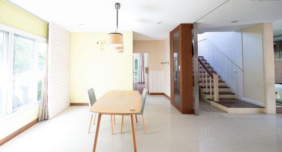 For sale 4 bedrooms house in Bang Bua Thong, Nonthaburi