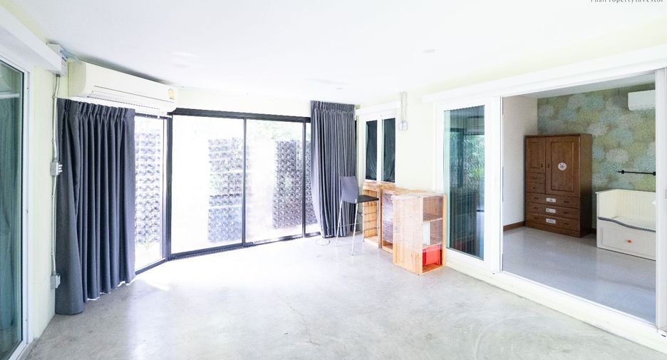 For sale 4 bedrooms house in Bang Bua Thong, Nonthaburi
