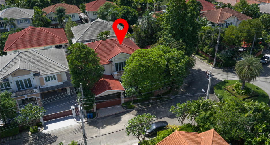 For sale 4 bedrooms house in Bang Bua Thong, Nonthaburi