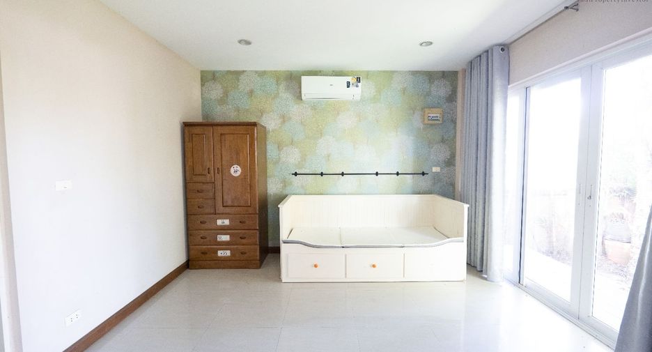 For sale 4 bedrooms house in Bang Bua Thong, Nonthaburi