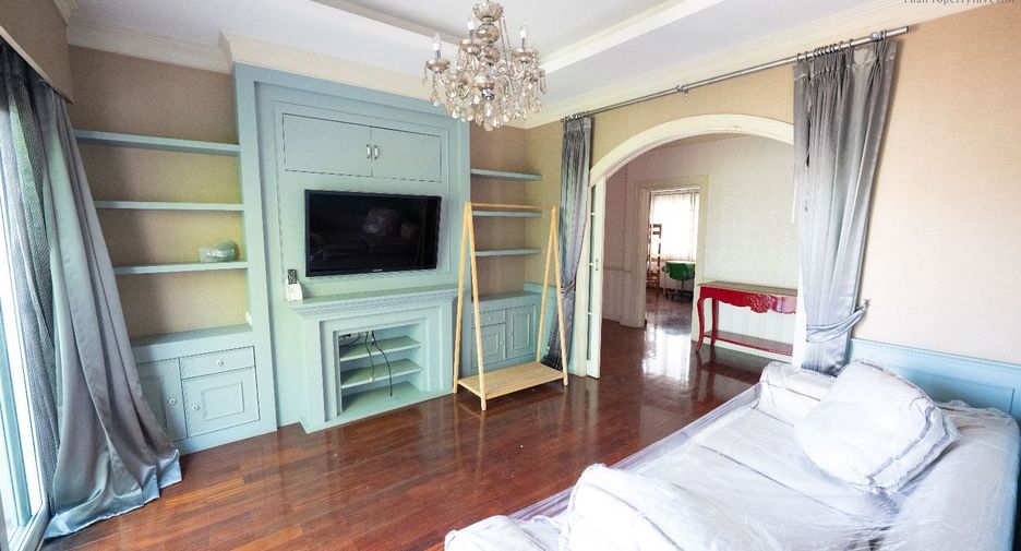 For sale 4 bedrooms house in Bang Bua Thong, Nonthaburi