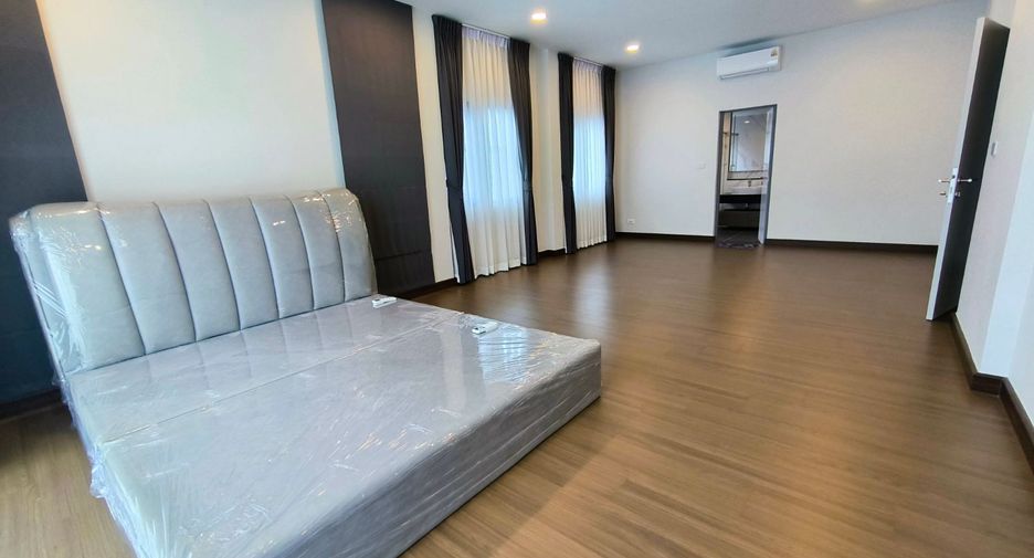 Haus zum Kauf mit 4 Zimmer in Bang Phli, Samut Prakan