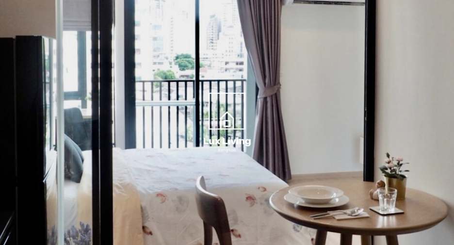 For rent and for sale 1 bed condo in Ratchathewi, Bangkok