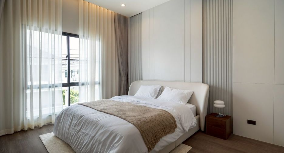 Haus zur Miete mit 4 Zimmer in Bang Phli, Samut Prakan