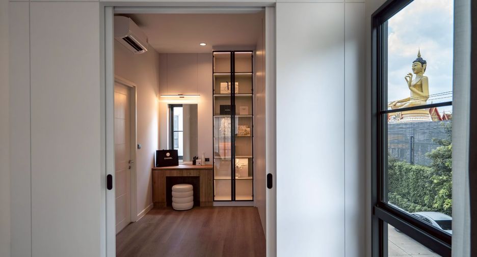 Haus zur Miete mit 4 Zimmer in Bang Phli, Samut Prakan