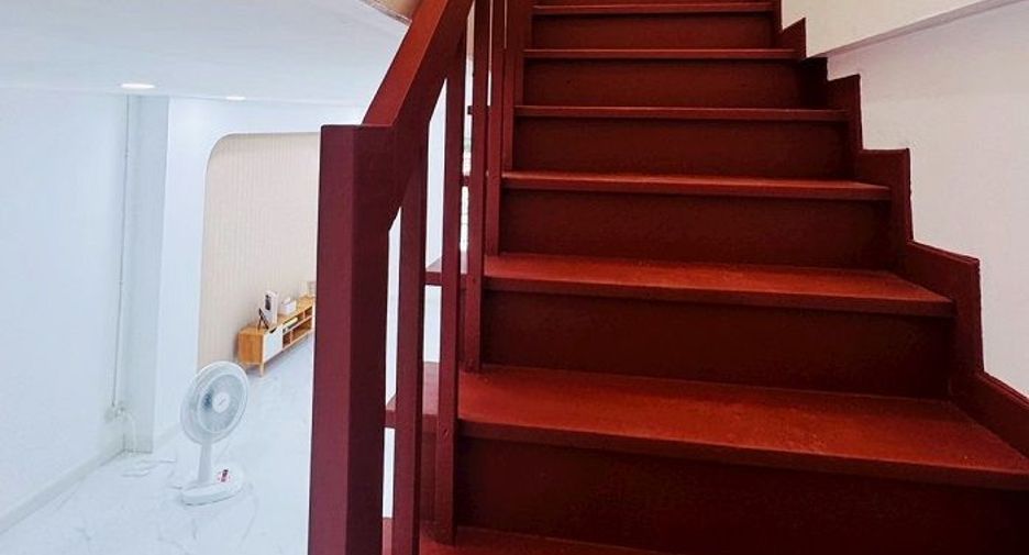 For sale 2 bedrooms townhouse in Don Mueang, Bangkok