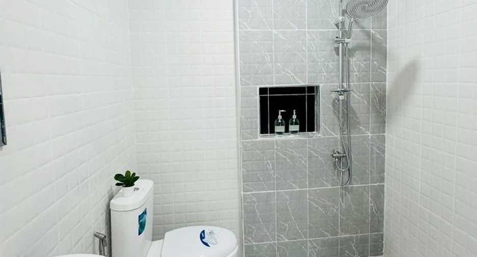 For sale 2 bedrooms townhouse in Don Mueang, Bangkok