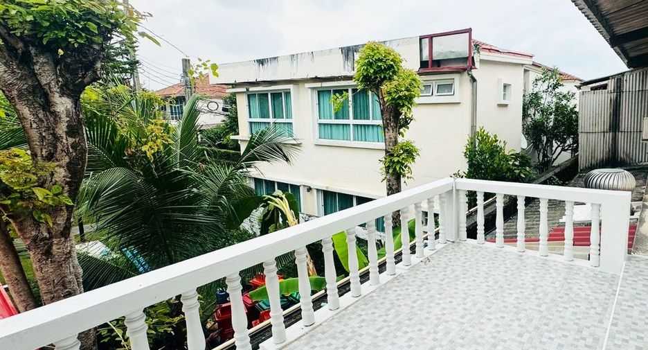 For sale 2 bedrooms townhouse in Don Mueang, Bangkok