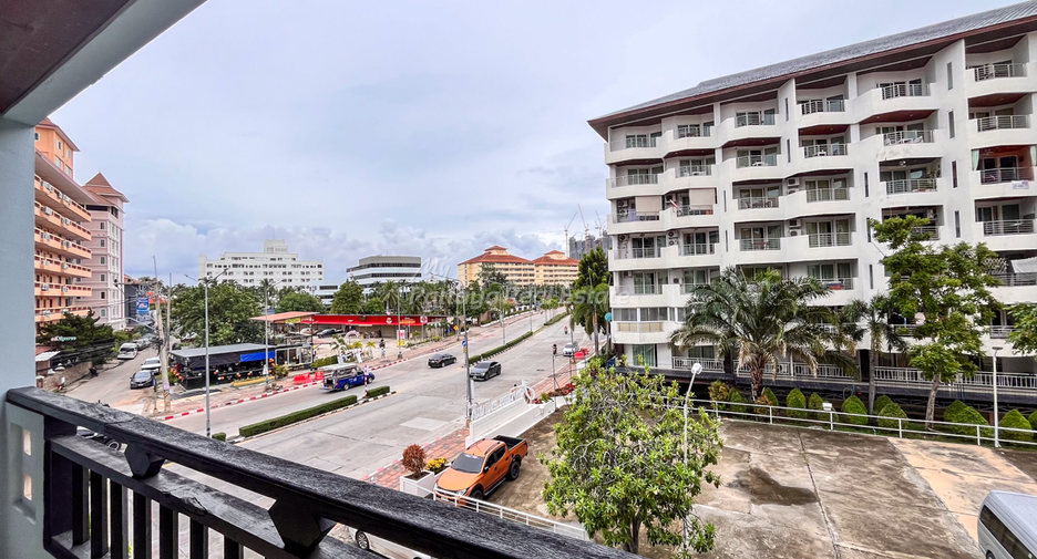 Condo en venta de 3 habitaciones en Bang Lamung, Chonburi