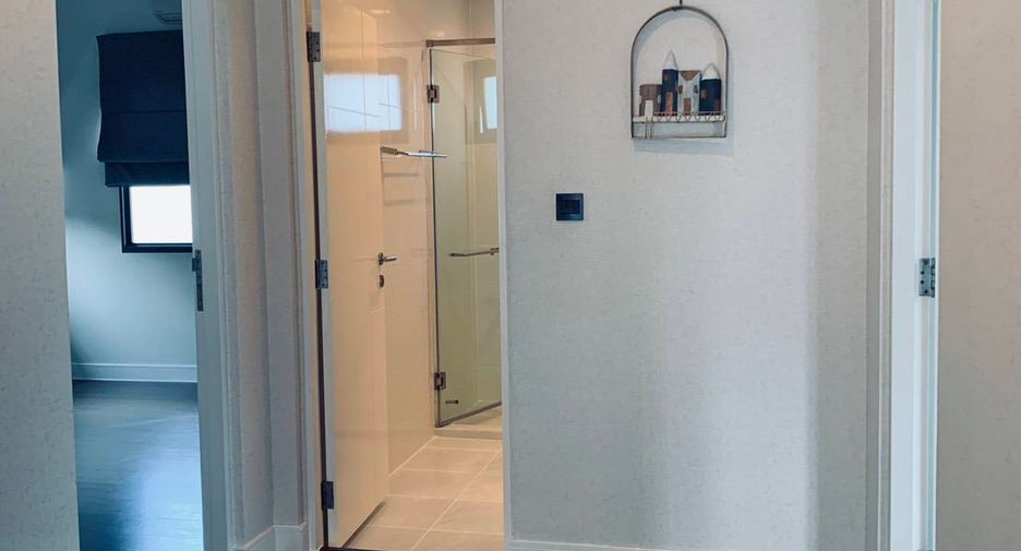Haus zur Miete mit 4 Zimmer in Bang Kapi, Bangkok