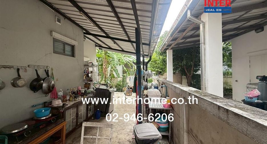 À vendre 4 chambres maison à Lat Krabang, Bangkok