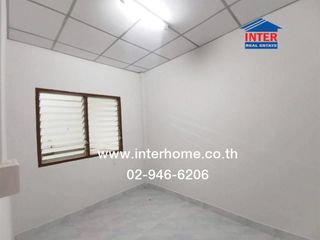 Casa adosada en venta de 2 habitaciones en Sai Noi, Nonthaburi