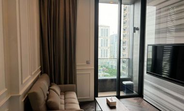 For sale 1 bed condo in Khlong Toei, Bangkok