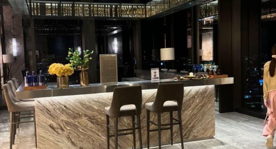 For sale 1 bed condo in Khlong Toei, Bangkok
